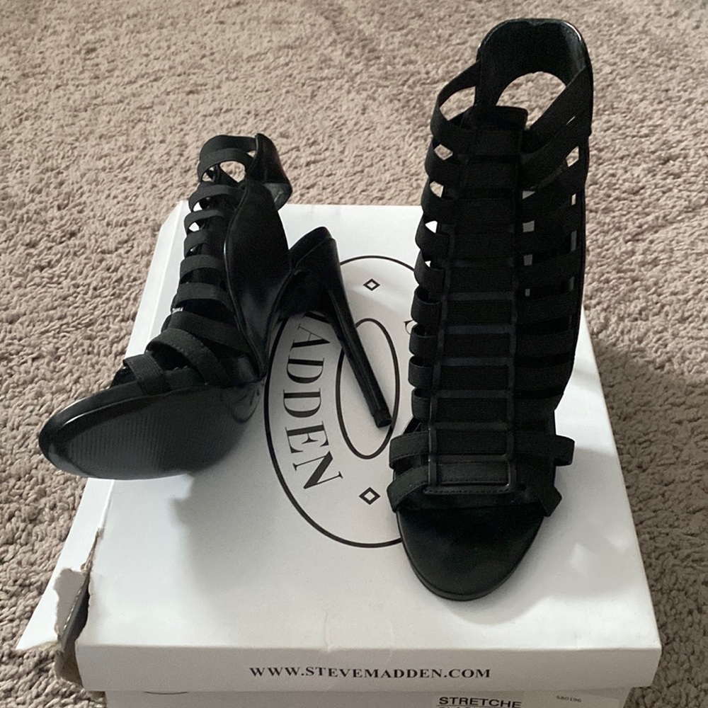 Steve Madden Black High heel sandals